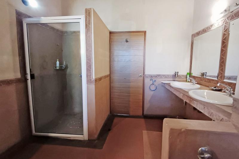 5 Bedroom Property for Sale in Vaalkop Dam North West